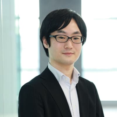 鈴木 理昂